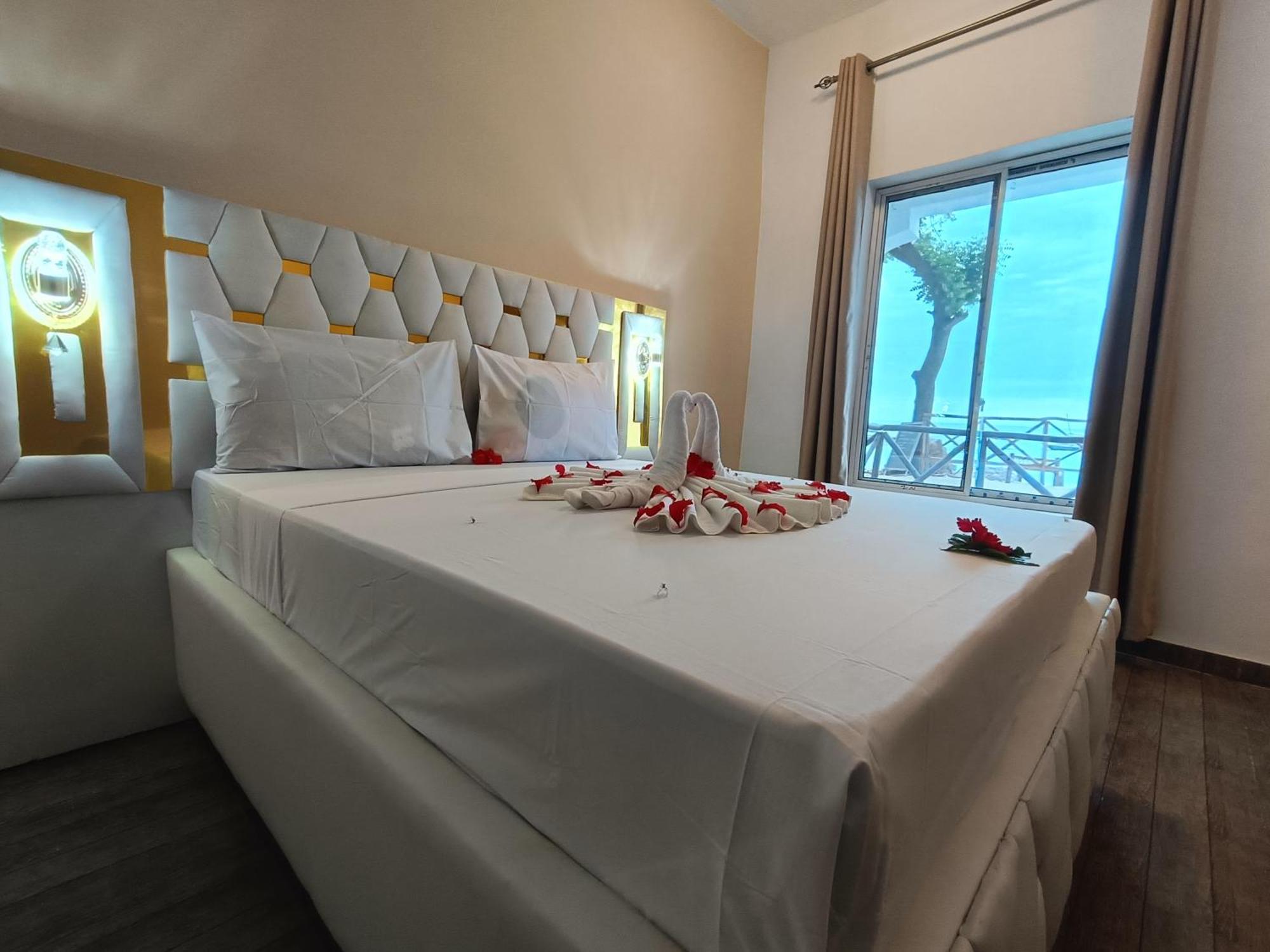 Zanzi Beach Hotel Nungwi Bagian luar foto