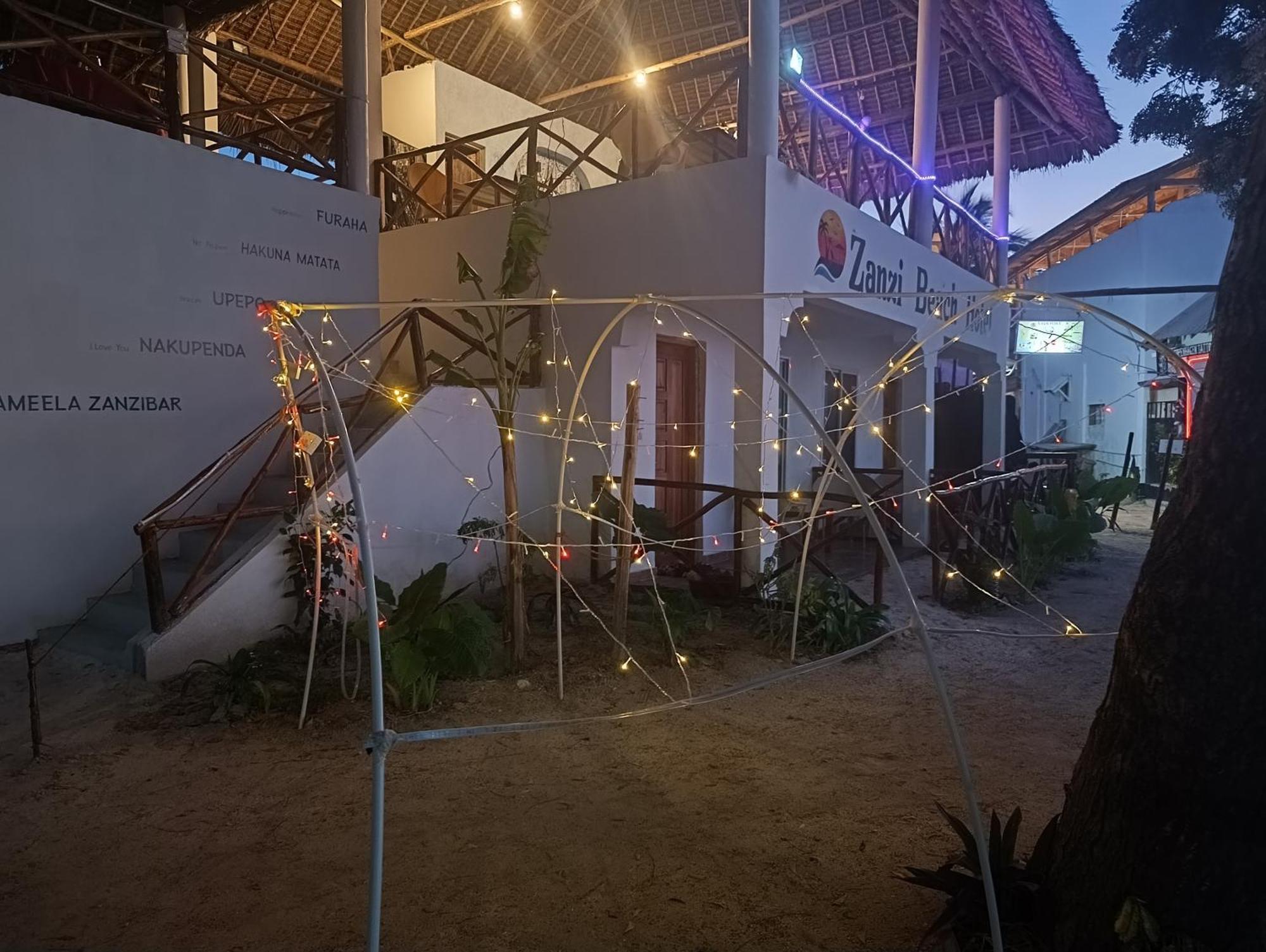 Zanzi Beach Hotel Nungwi Bagian luar foto