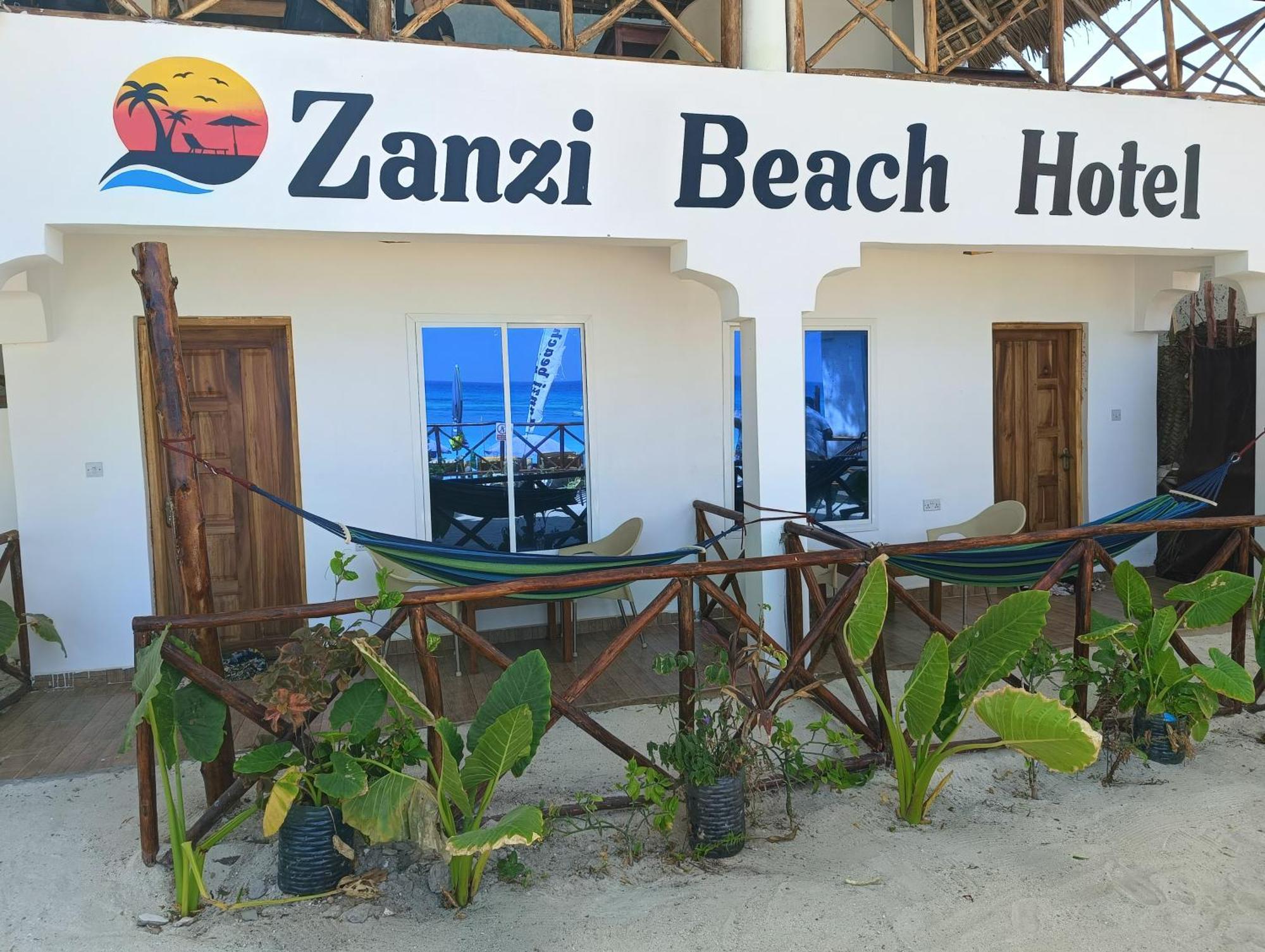Zanzi Beach Hotel Nungwi Bagian luar foto